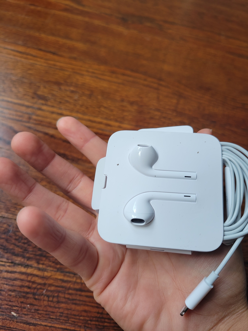 Apple Lightning Earpods + 3.5mm Adapter OEM Earbuds New - Picture 7 of 13